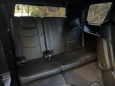 2016 Cadillac Escalade Platinum - Photo 39 - Pittsburgh, PA 15226