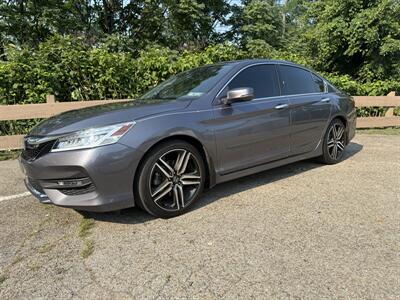 2016 Honda Accord Touring   - Photo 3 - Pittsburgh, PA 15226