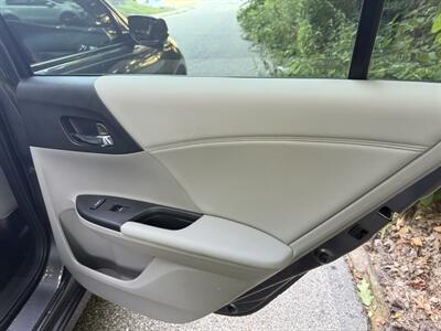 2016 Honda Accord Touring   - Photo 28 - Pittsburgh, PA 15226