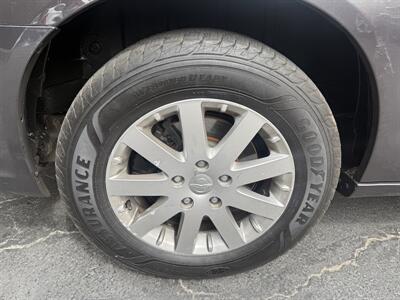2015 Chrysler Town & Country Touring   - Photo 11 - Pittsburgh, PA 15226