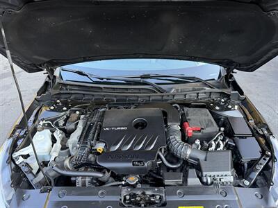 2020 Nissan Altima 2.0 Platinum   - Photo 14 - Pittsburgh, PA 15226
