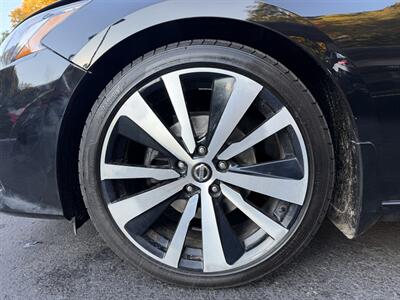 2020 Nissan Altima 2.0 Platinum   - Photo 8 - Pittsburgh, PA 15226