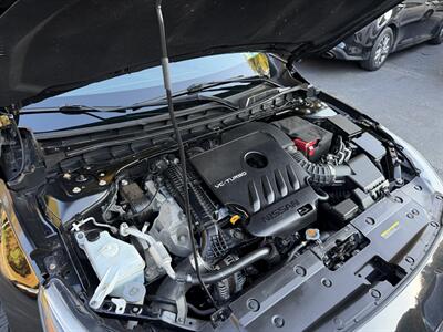 2020 Nissan Altima 2.0 Platinum   - Photo 15 - Pittsburgh, PA 15226