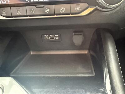2020 Nissan Altima 2.0 Platinum   - Photo 74 - Pittsburgh, PA 15226