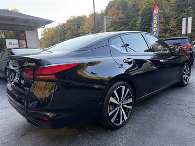 2020 Nissan Altima 2.0 Platinum   - Photo 5 - Pittsburgh, PA 15226