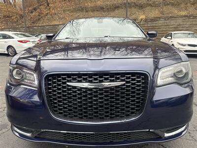 2015 Chrysler 300 Series S   - Photo 2 - Pittsburgh, PA 15226