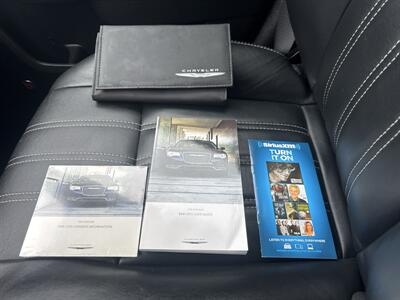 2015 Chrysler 300 Series S   - Photo 27 - Pittsburgh, PA 15226