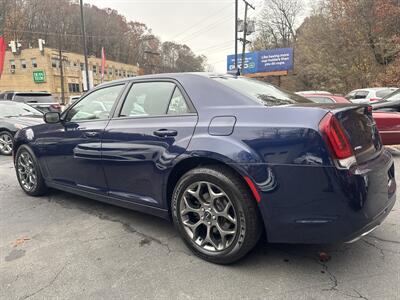 2015 Chrysler 300 Series S   - Photo 7 - Pittsburgh, PA 15226