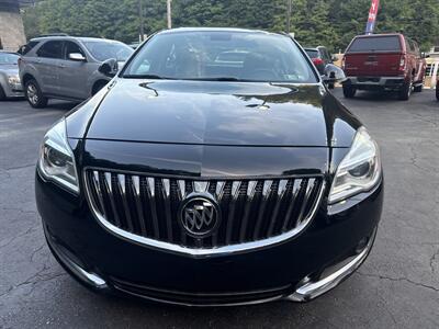 2017 Buick Regal Sport Touring   - Photo 2 - Pittsburgh, PA 15226