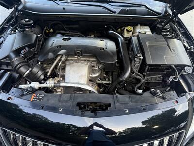2017 Buick Regal Sport Touring   - Photo 9 - Pittsburgh, PA 15226