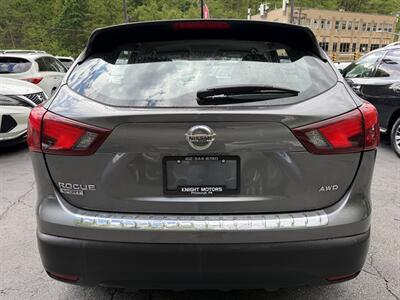 2017 Nissan Rogue Sport S   - Photo 7 - Pittsburgh, PA 15226