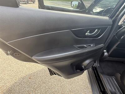 2018 Nissan Rogue SL   - Photo 10 - Pittsburgh, PA 15226