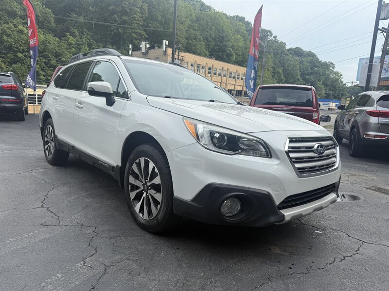 2017 Subaru Outback 2.5i Limited - Photo 1 - Pittsburgh, PA 15226