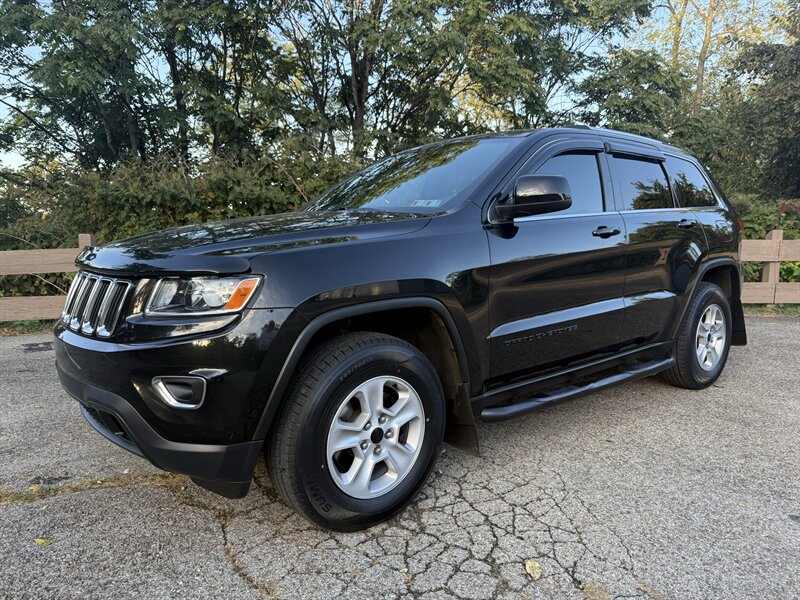 2015 Jeep Grand Cherokee Laredo   - Photo 1 - Pittsburgh, PA 15226