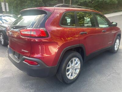 2015 Jeep Cherokee Sport   - Photo 5 - Pittsburgh, PA 15226