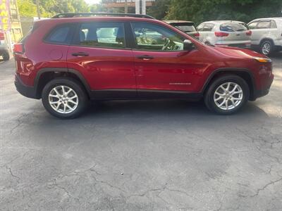 2015 Jeep Cherokee Sport   - Photo 4 - Pittsburgh, PA 15226