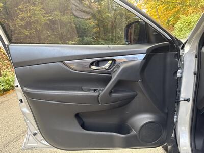 2018 Nissan Rogue S   - Photo 20 - Pittsburgh, PA 15226
