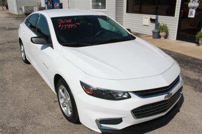 2018 Chevrolet Malibu LS   - Photo 29 - Lexington, TN 38351