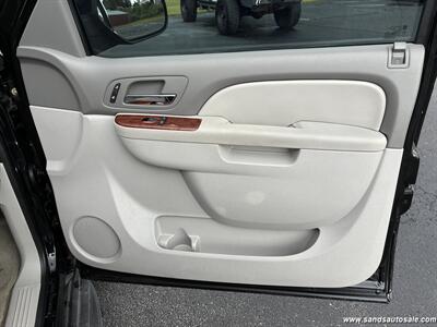 2013 GMC Yukon SLT   - Photo 6 - Lexington, TN 38351