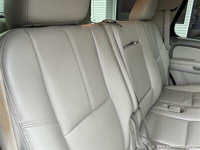 2013 GMC Yukon SLT   - Photo 12 - Lexington, TN 38351