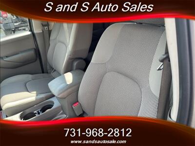 2012 Nissan Frontier S   - Photo 3 - Lexington, TN 38351