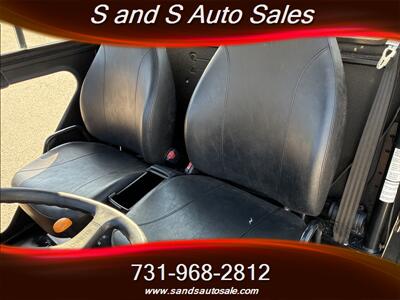 2013 John Deere Gator 825 I   - Photo 26 - Lexington, TN 38351