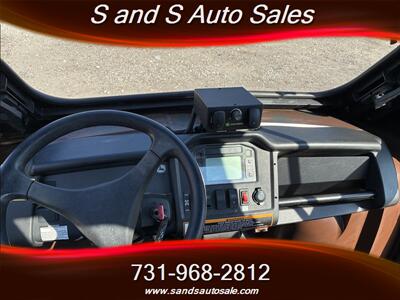 2013 John Deere Gator 825 I   - Photo 29 - Lexington, TN 38351