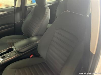 2017 Ford Fusion SE   - Photo 4 - Lexington, TN 38351