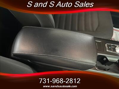 2017 Ford Fusion SE   - Photo 24 - Lexington, TN 38351