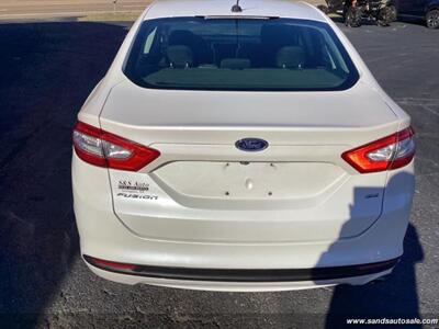 2016 Ford Fusion SE   - Photo 12 - Lexington, TN 38351