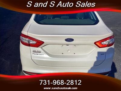 2016 Ford Fusion SE   - Photo 12 - Lexington, TN 38351