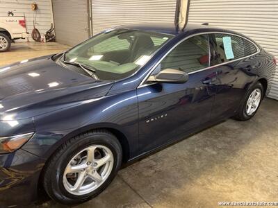 2017 Chevrolet Malibu LS Fleet   - Photo 2 - Lexington, TN 38351