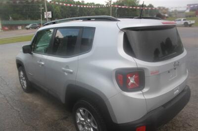 2018 Jeep Renegade Latitude   - Photo 13 - Lexington, TN 38351