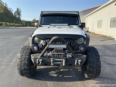 2015 Jeep Wrangler Unlimited Sahara   - Photo 30 - Lexington, TN 38351