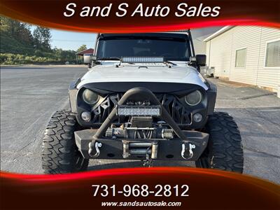 2015 Jeep Wrangler Unlimited Sahara   - Photo 30 - Lexington, TN 38351