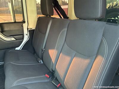 2015 Jeep Wrangler Unlimited Sahara   - Photo 9 - Lexington, TN 38351