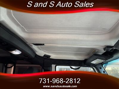 2015 Jeep Wrangler Unlimited Sahara   - Photo 26 - Lexington, TN 38351