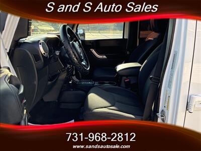 2015 Jeep Wrangler Unlimited Sahara   - Photo 3 - Lexington, TN 38351
