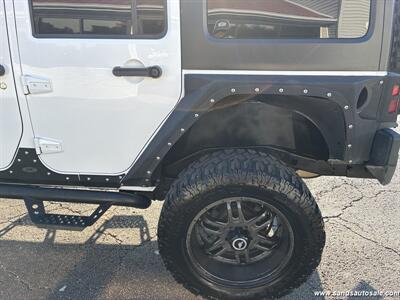 2015 Jeep Wrangler Unlimited Sahara   - Photo 37 - Lexington, TN 38351