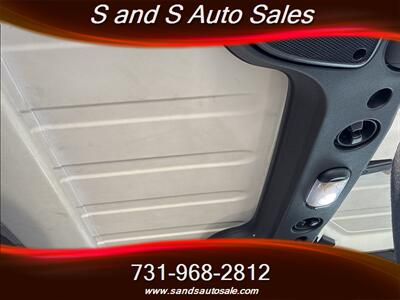 2015 Jeep Wrangler Unlimited Sahara   - Photo 27 - Lexington, TN 38351