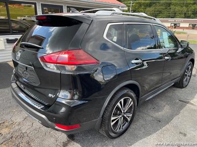 2019 Nissan Rogue SV   - Photo 15 - Lexington, TN 38351