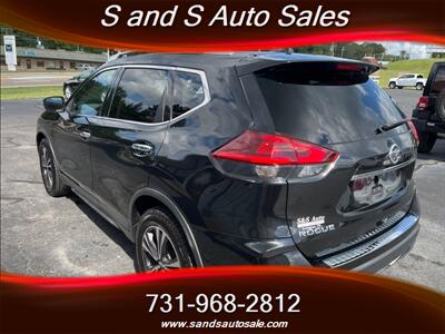 2019 Nissan Rogue SV   - Photo 11 - Lexington, TN 38351