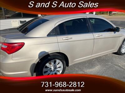 2014 Chrysler 200 LX   - Photo 15 - Lexington, TN 38351