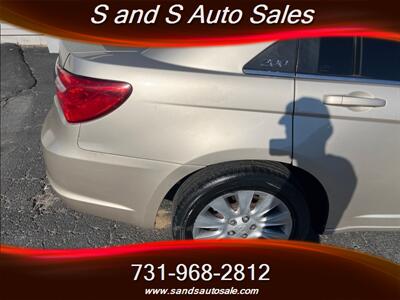 2014 Chrysler 200 LX   - Photo 30 - Lexington, TN 38351