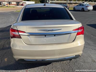 2014 Chrysler 200 LX   - Photo 12 - Lexington, TN 38351