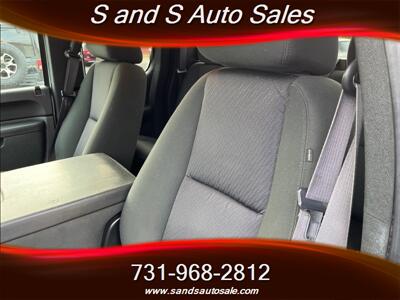 2013 GMC Sierra 1500 SLE   - Photo 4 - Lexington, TN 38351