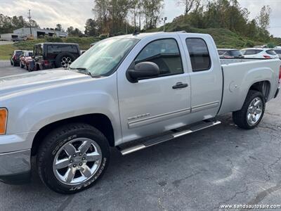 2013 GMC Sierra 1500 SLE   - Photo 2 - Lexington, TN 38351