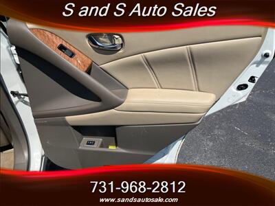 2012 Nissan Murano Platinum   - Photo 18 - Lexington, TN 38351