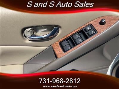 2012 Nissan Murano Platinum   - Photo 6 - Lexington, TN 38351