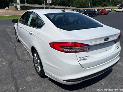 2017 Ford Fusion SE   - Photo 12 - Lexington, TN 38351